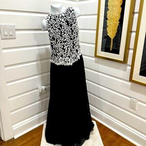 J Kara Black and White Beaded Dress